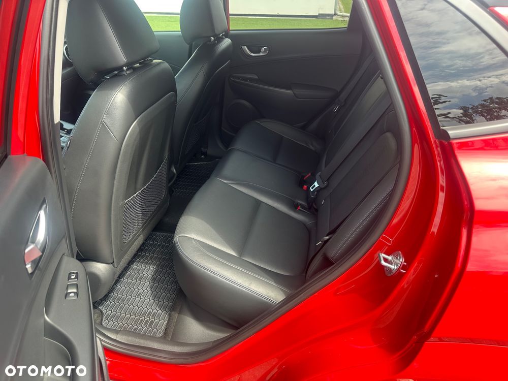Hyundai Kona 65kWh Executive Plus - 10