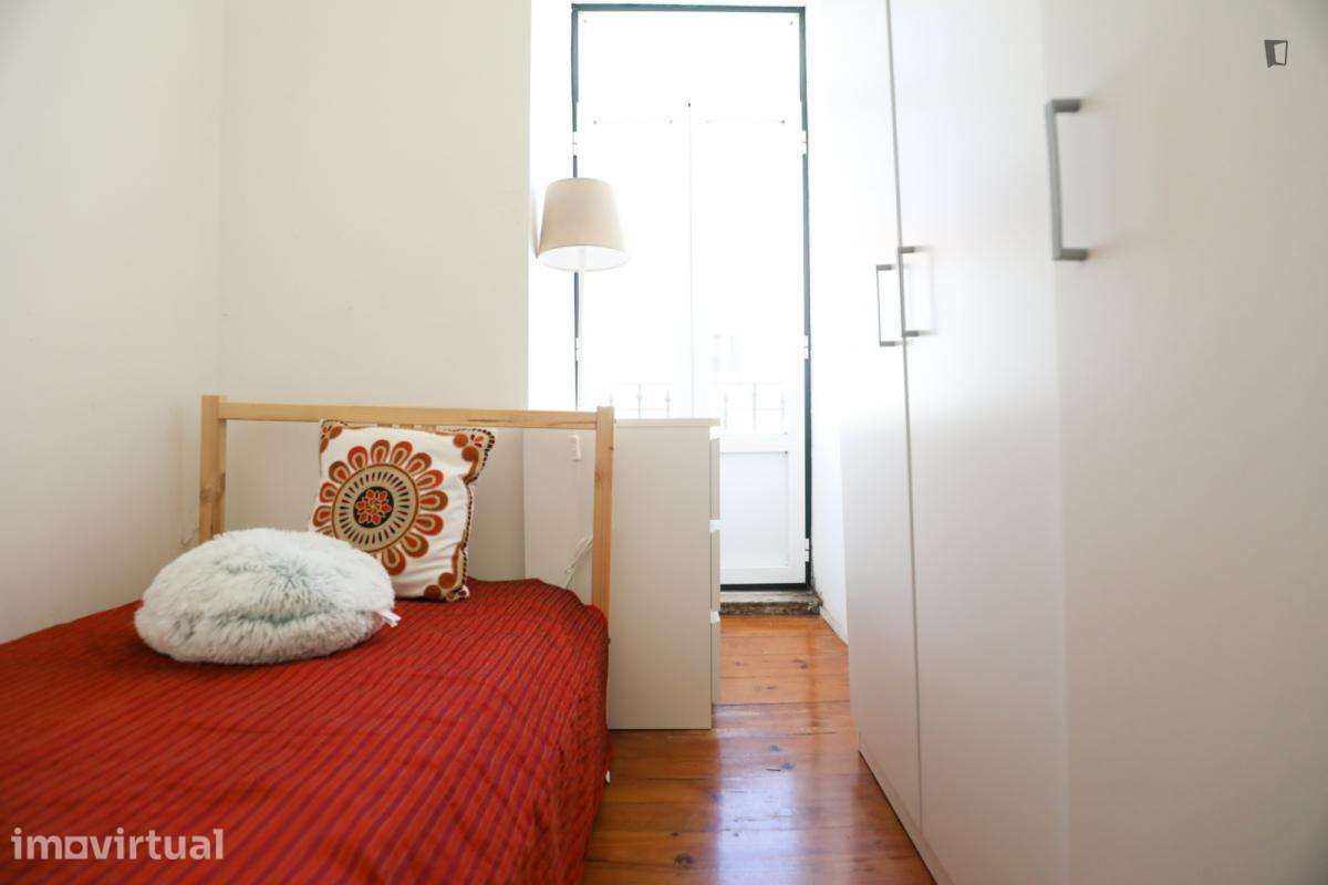Quarto - localizado em Arroios Lisbon - Grande imagem: 5/41