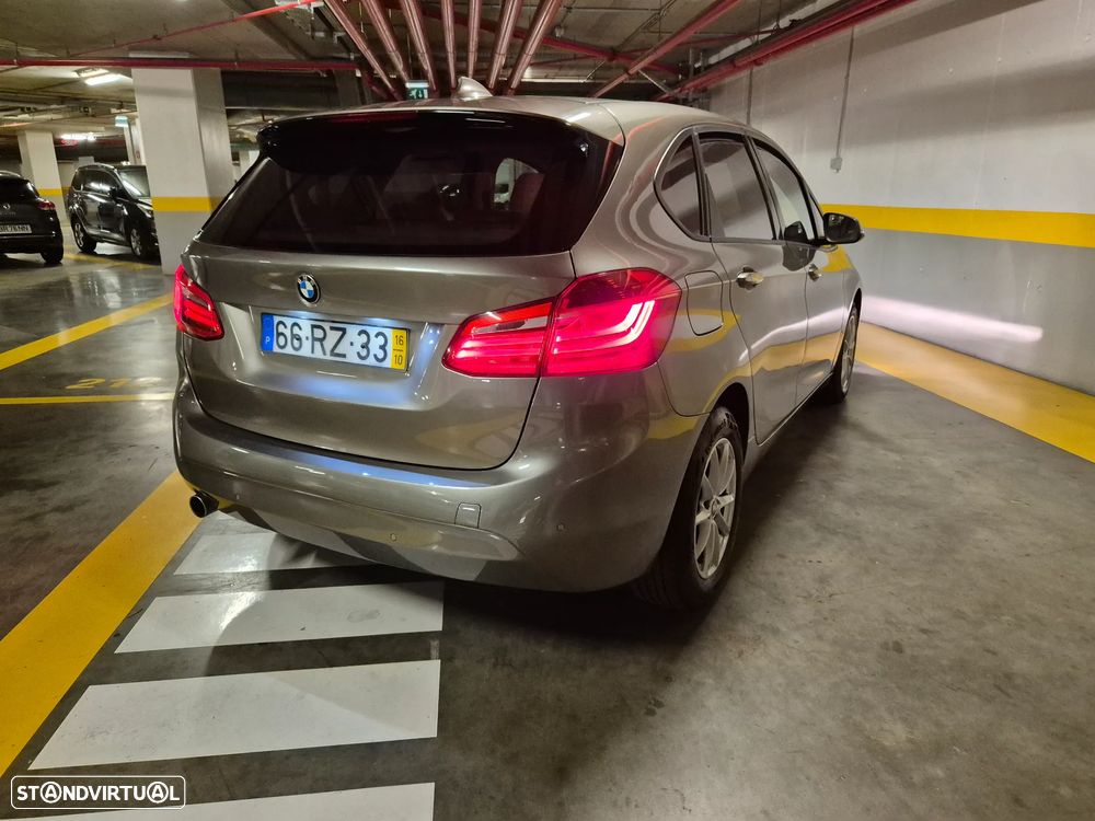 BMW 216 Active Tourer d Line Luxury Auto - 14