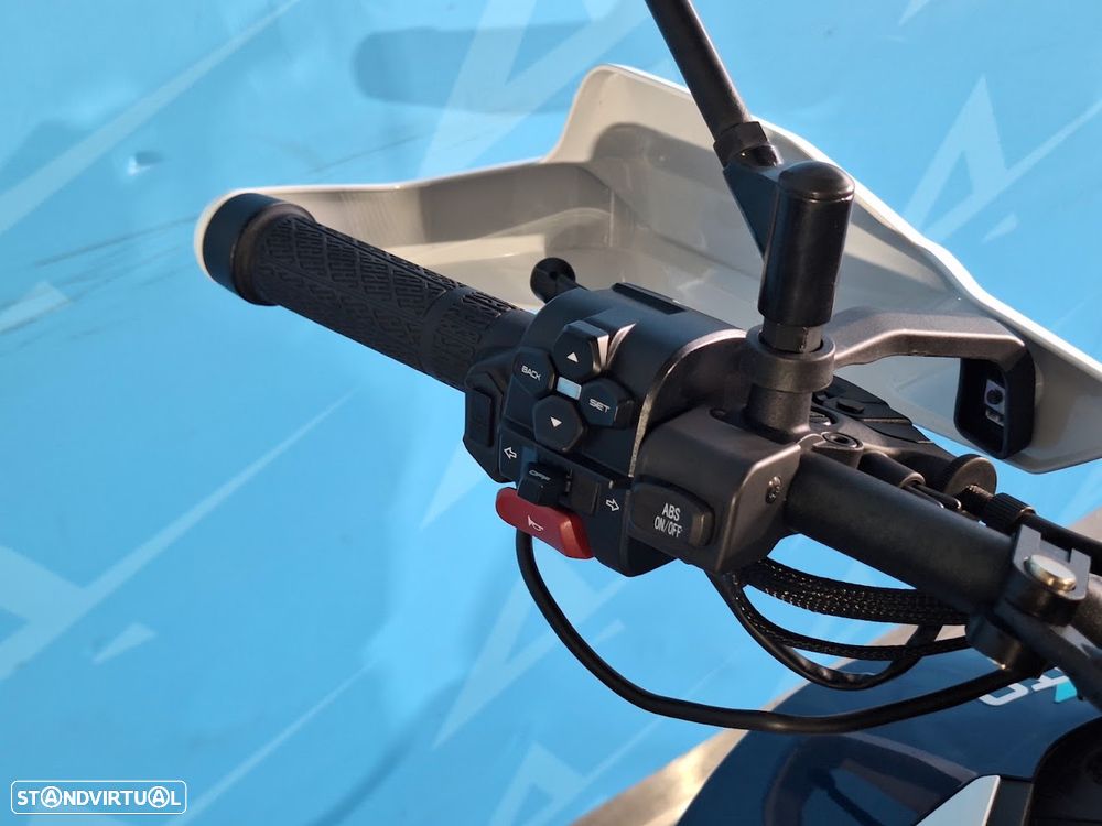 CF Moto 700MT ADV - 8