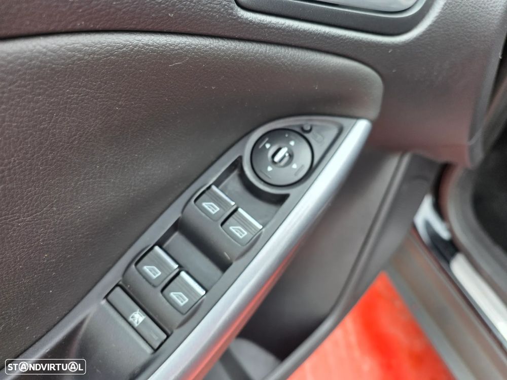 Ford Focus 1.6 TDCi Titanium - 16