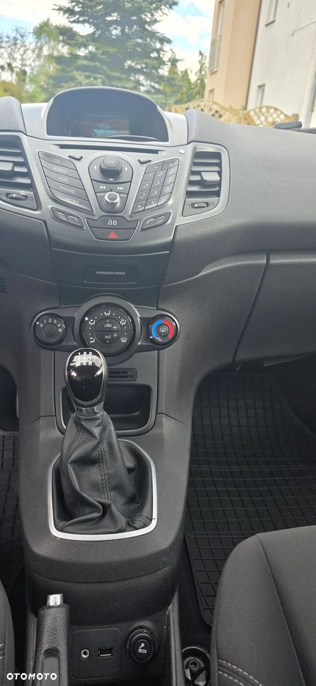 Ford Fiesta 1.25 Trend Edition - 11