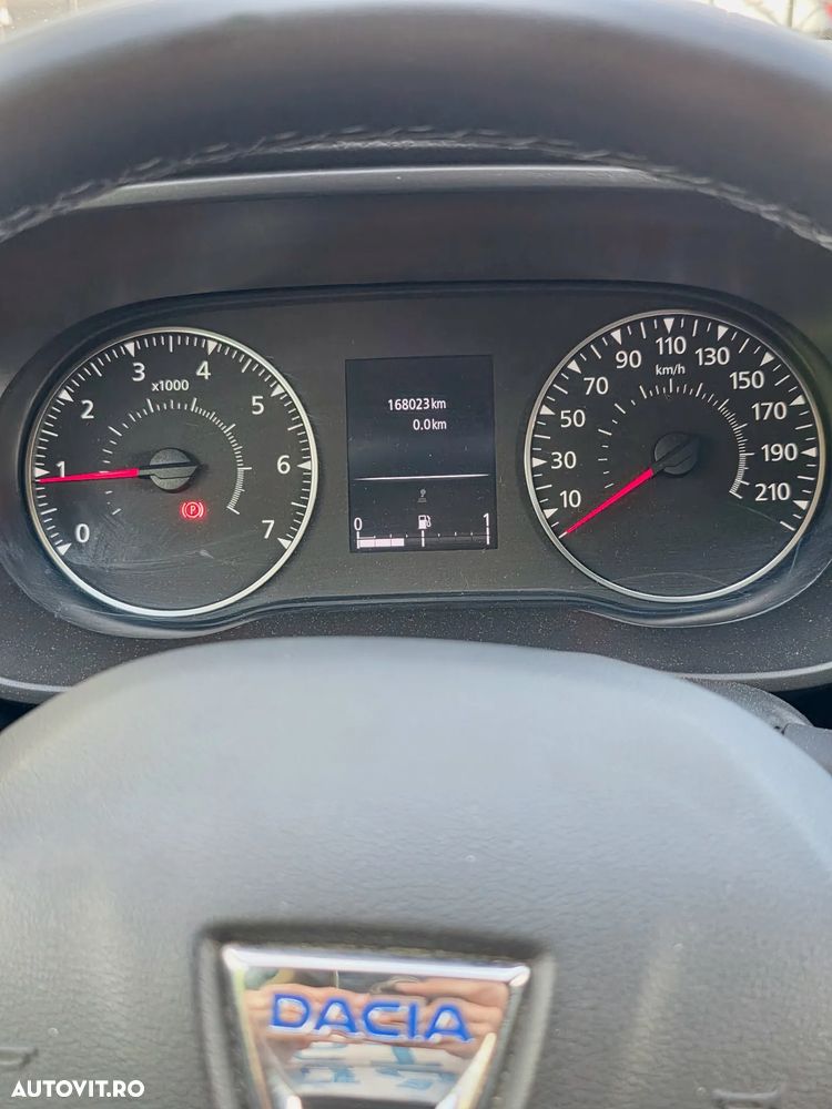 Dacia Duster 1.5 dCi 4x2 Prestige - 17