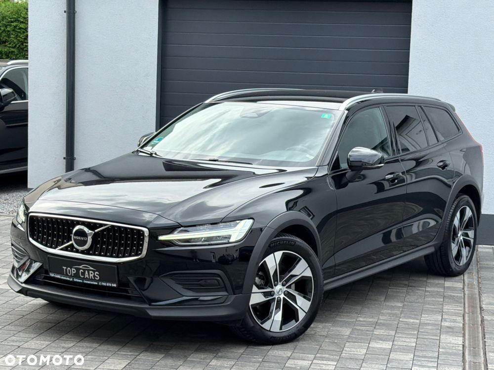 Volvo V60 Cross Country B4 D AWD Geartronic Pro - 19