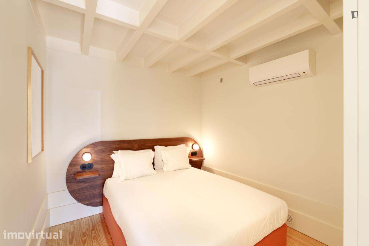 Apartamento com 1 quartos - localizado em Cedofeita Porto - Grande imagem: 2/24