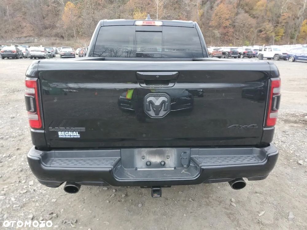 RAM 1500 5.7 Crew Cab Laramie - 5