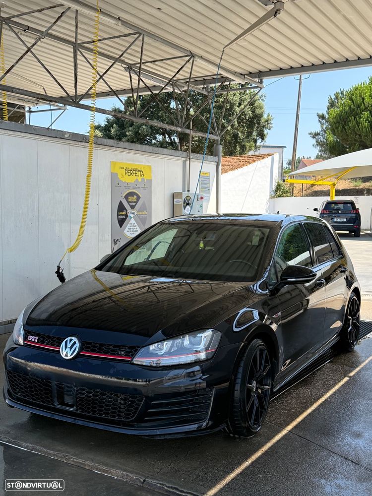VW Golf 2.0 TSi GTi Performance - 1