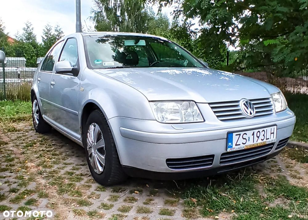 Volkswagen Bora 2.0 - 3