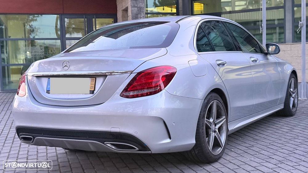 Mercedes-Benz C 300 BlueTEC Hybrid AMG Line - 30
