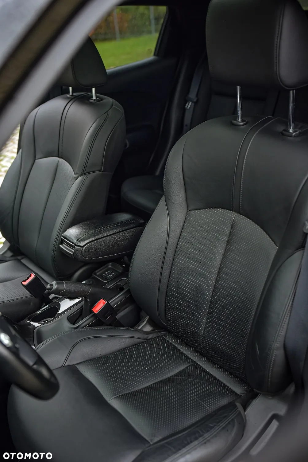Nissan Juke 1.6 DIG-T Tekna - 27