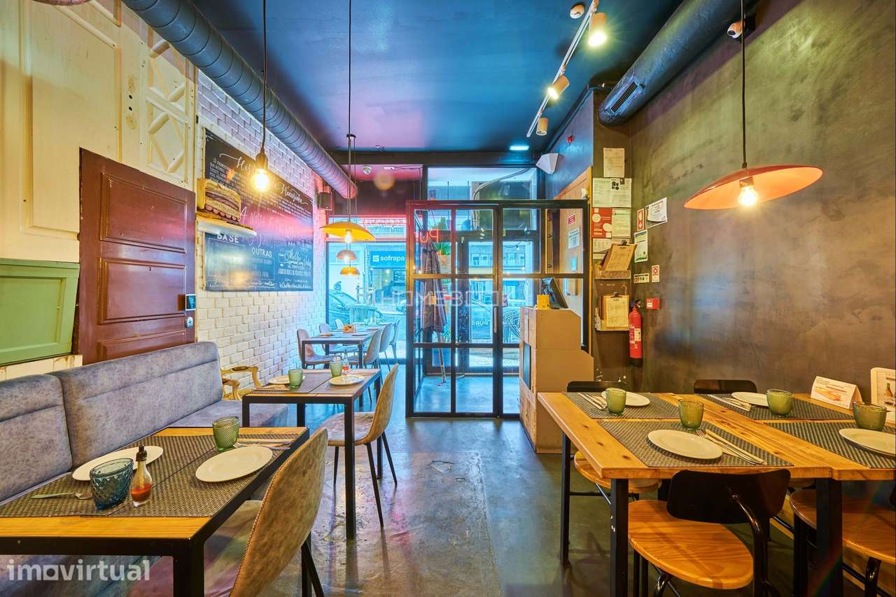 Restaurante com esplanada para trespasse em Santo Antonio - Lisboa - Grande imagem: 4/13