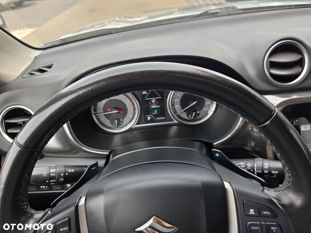 Suzuki Vitara 1.4 Boosterjet Hybrid Automatik Comfort - 34