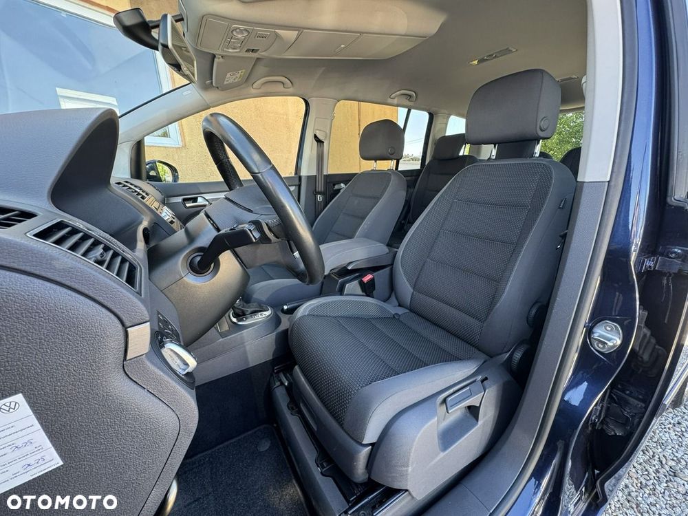 Volkswagen Touran 1.6 TDI DPF BlueMotion Technology DSG Comfortline - 17