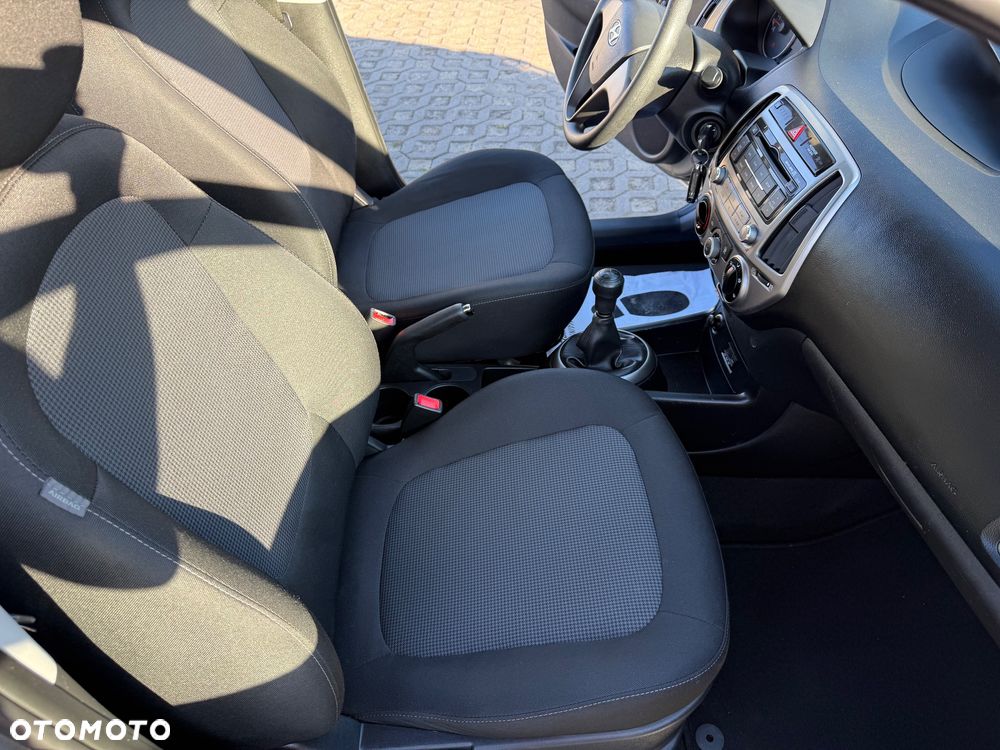 Hyundai i20 1.25 Comfort - 15