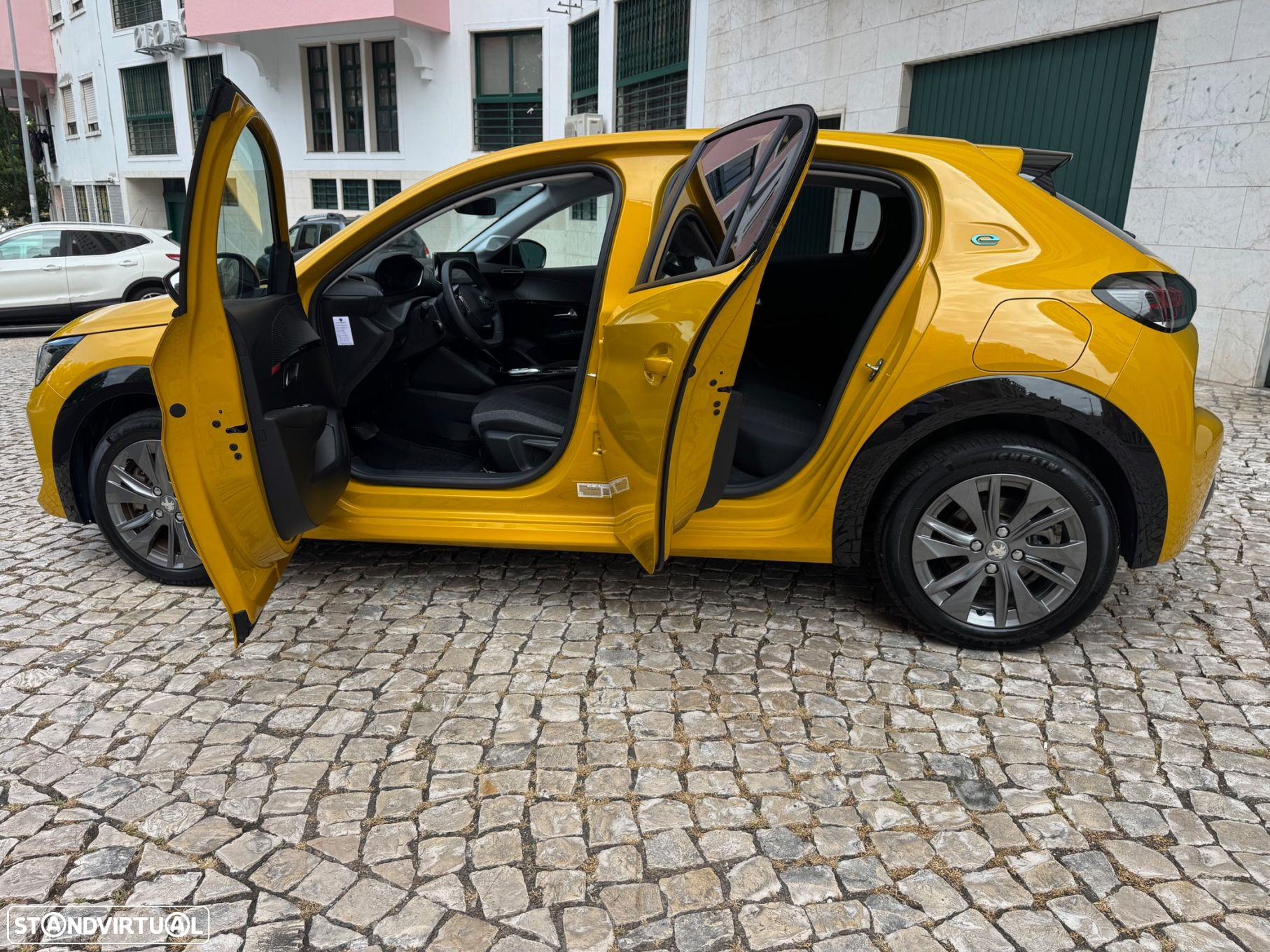 Peugeot e-208 50 kWh Allure - 8