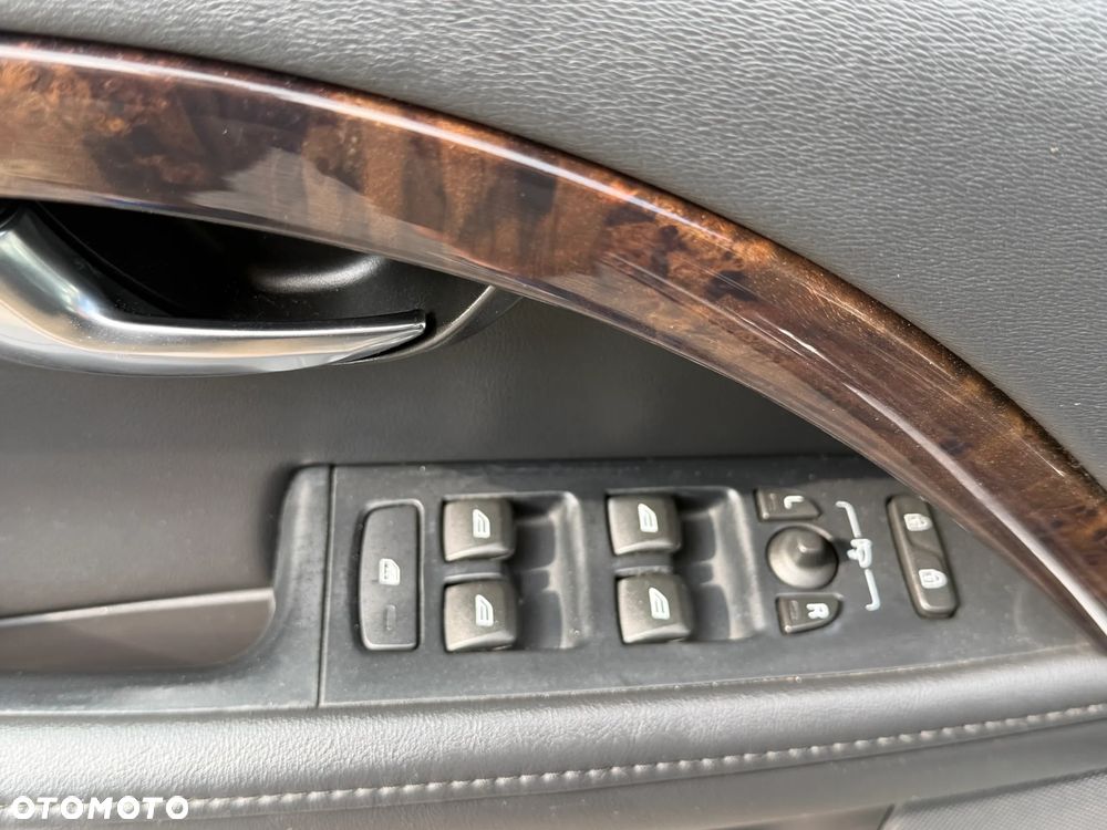 Volvo XC 70 - 13