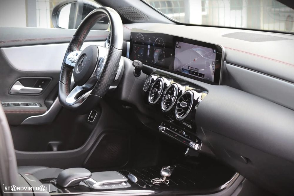 Mercedes-Benz CLA 180 d Shooting Brake AMG Line Aut. - 19