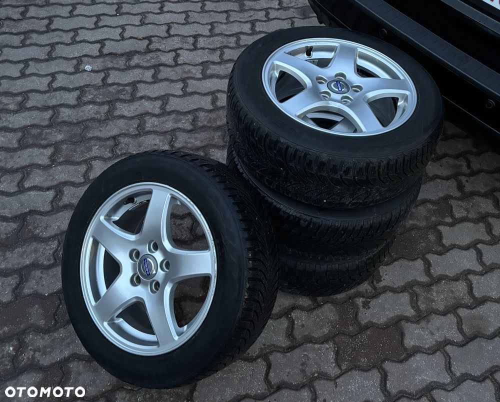 Volvo V70 2.4 Momentum - 38