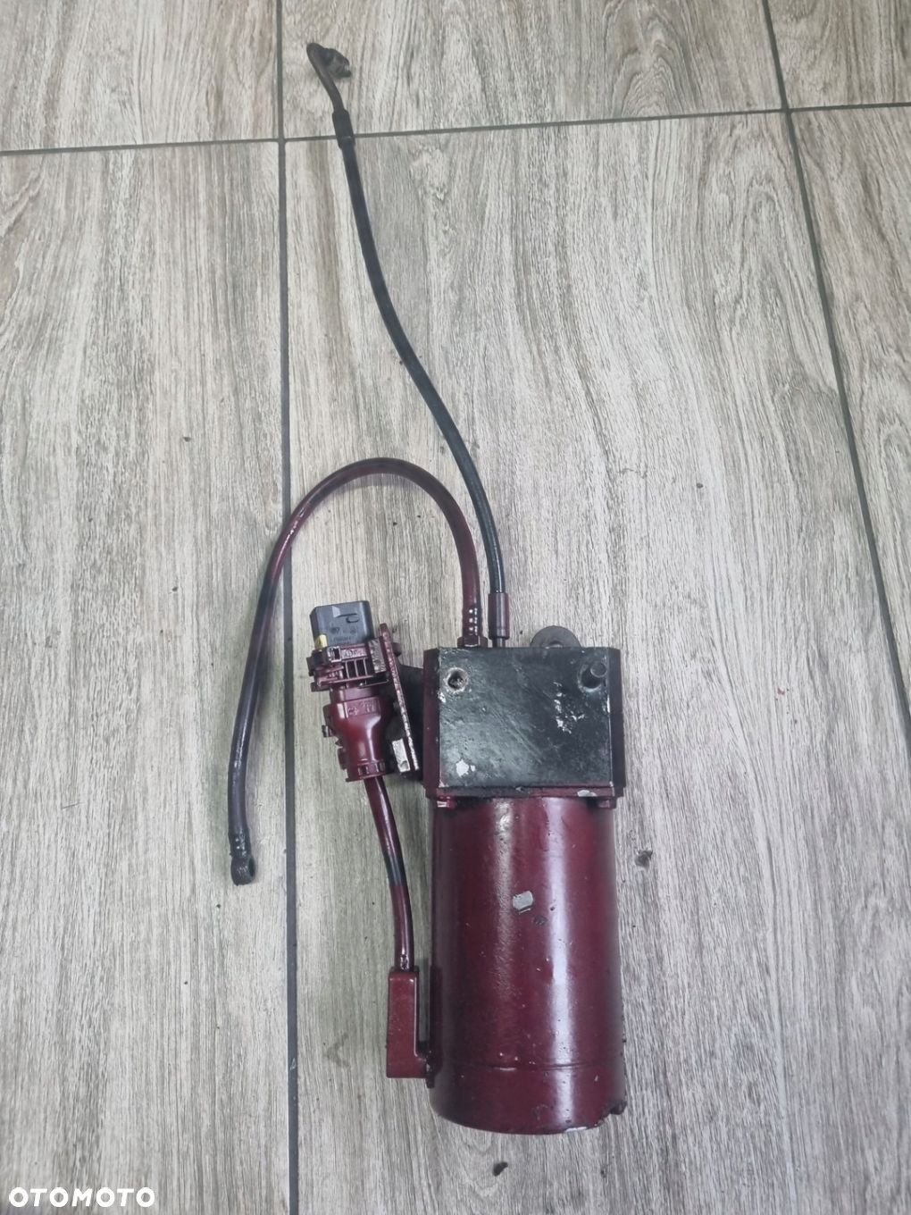 POMPKA ELEKTRYCZNA PODNOSZENIA KABINY RENAULT GAMA T RANGE C K - 3