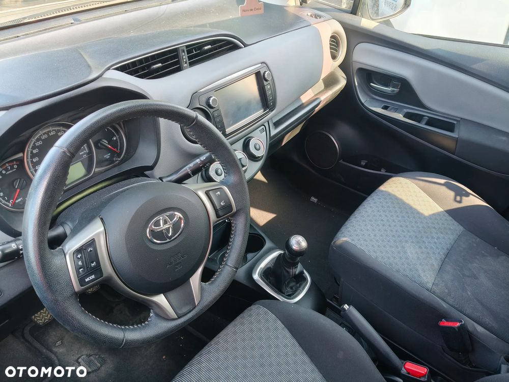 Toyota Yaris - 13