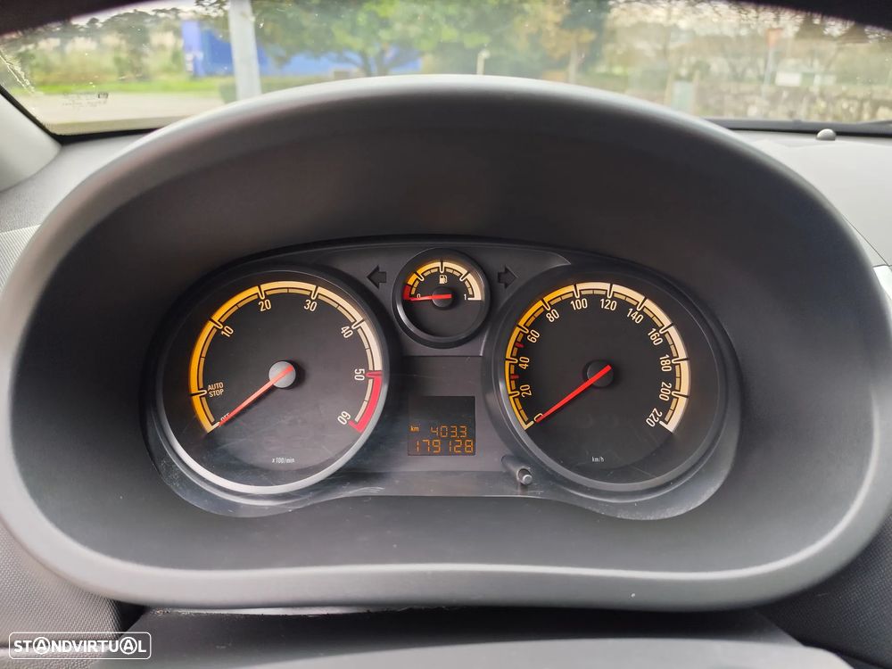 Opel Corsa 1.3 CDTI Go! 88g - 9