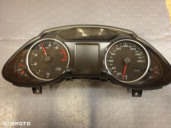 8R0920931C licznik zegary benzyna Audi Q5 8R czesci