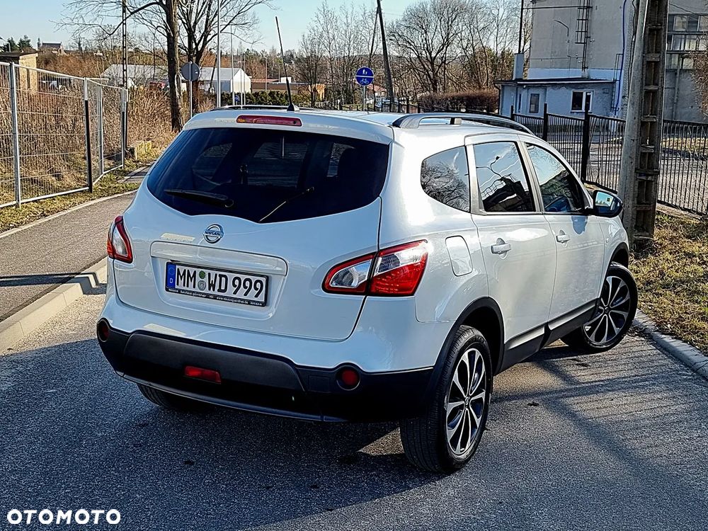 Nissan Qashqai - 11