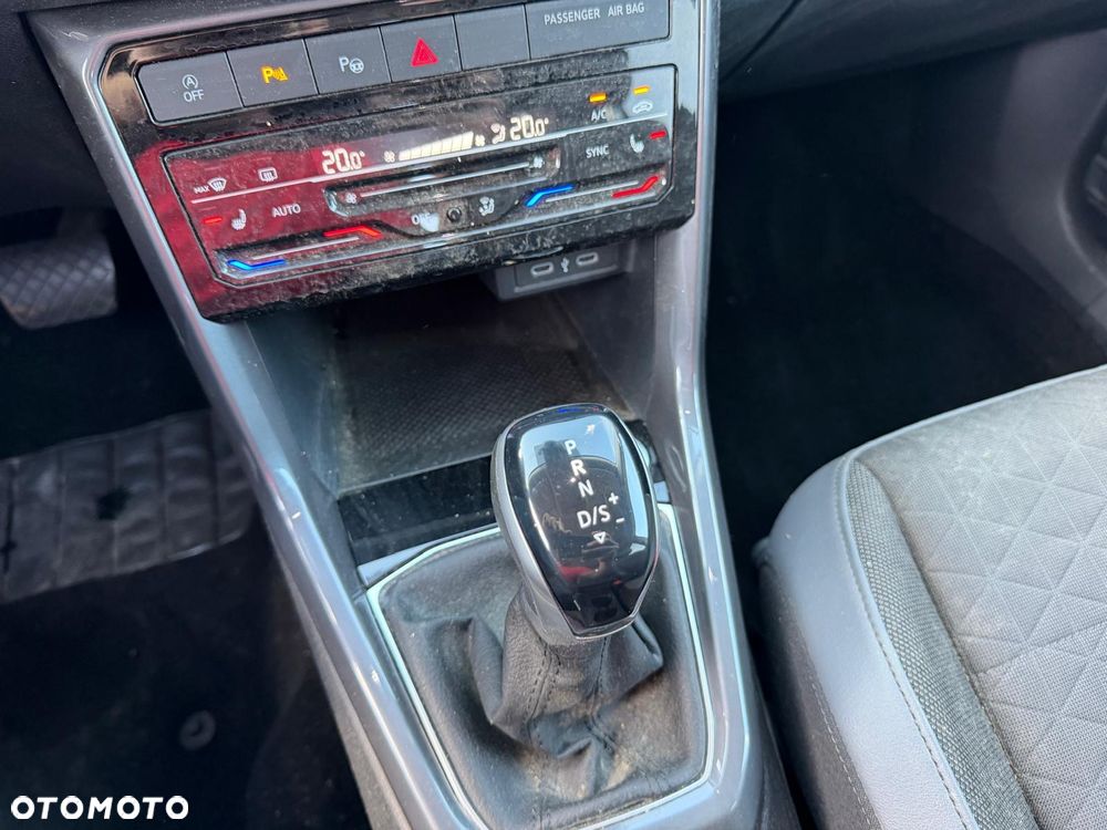 Volkswagen T-Cross - 29