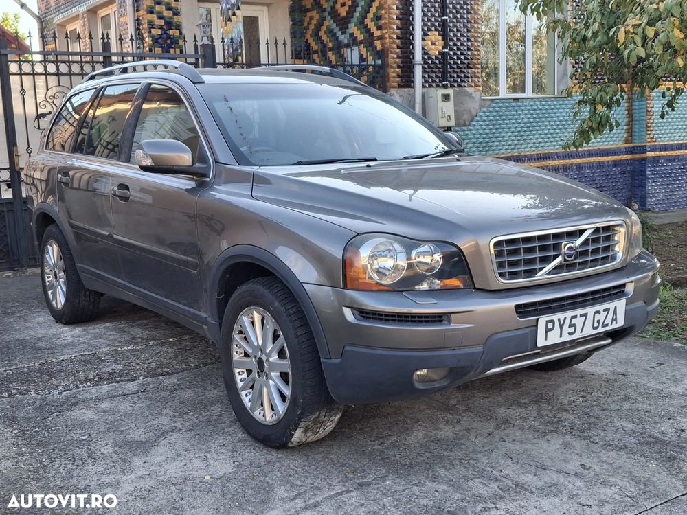 Volvo XC 90 - 1