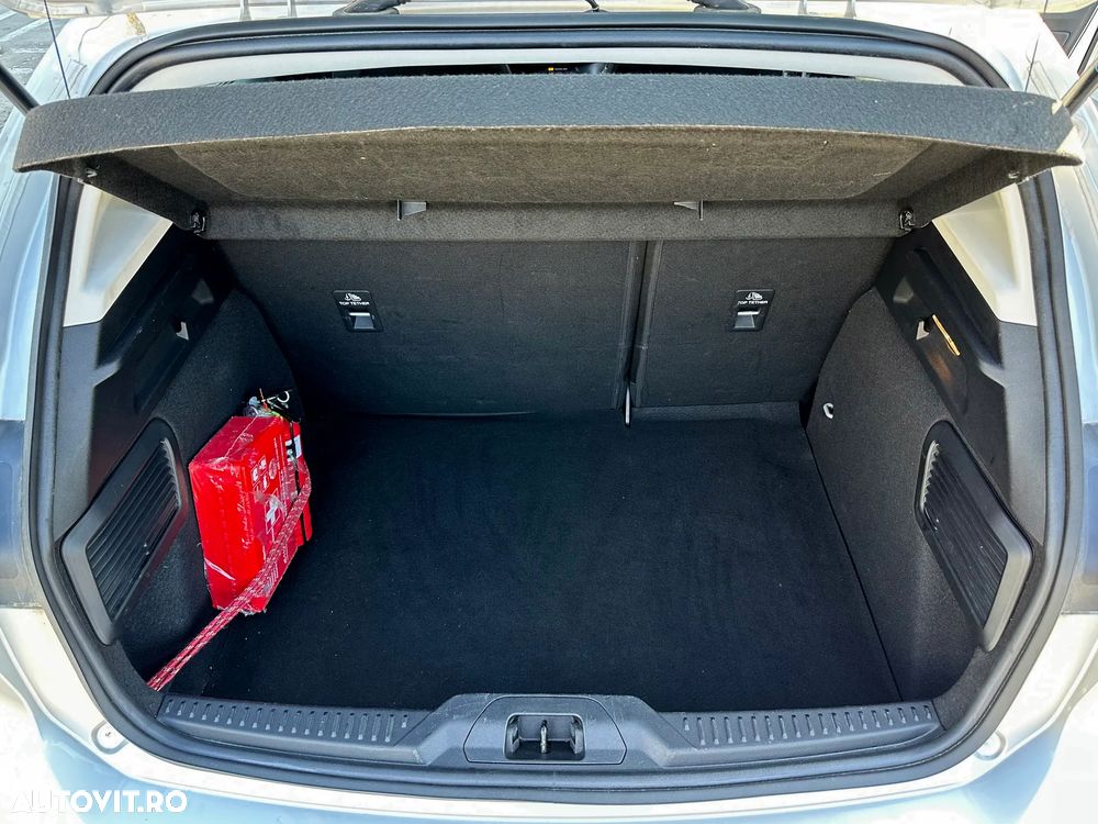 Ford Focus 1.0 EcoBoost Titanium Business - 12