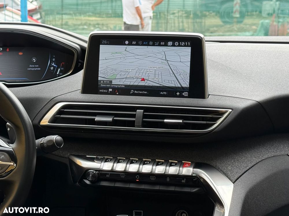 Peugeot 3008 BlueHDi 130 Stop & Start EAT8 Allure - 14