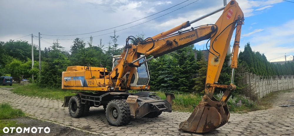 Hyundai ROBEX 200W-2 - 4