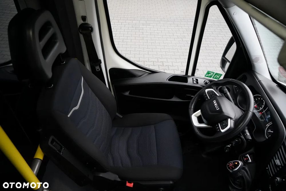 Iveco DAILY / 50C18 / KLIMA / 66tys. km !!! / HI -MATIC / SPROWADZONY - 19
