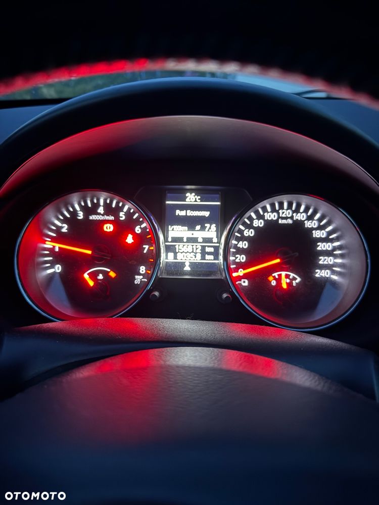 Nissan Qashqai - 4