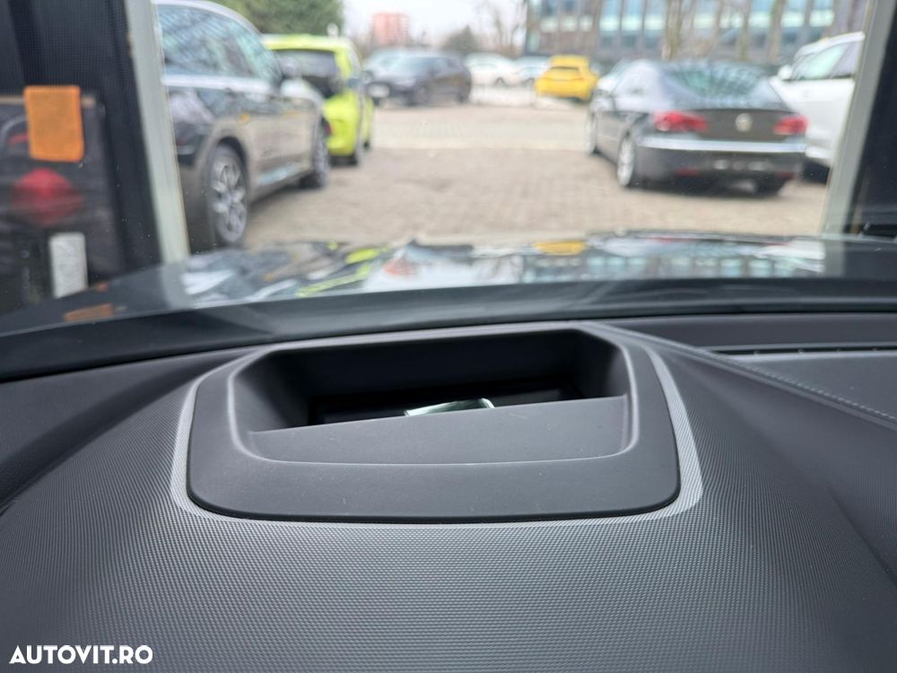 BMW Seria 1 118i Aut. Luxury Line - 19