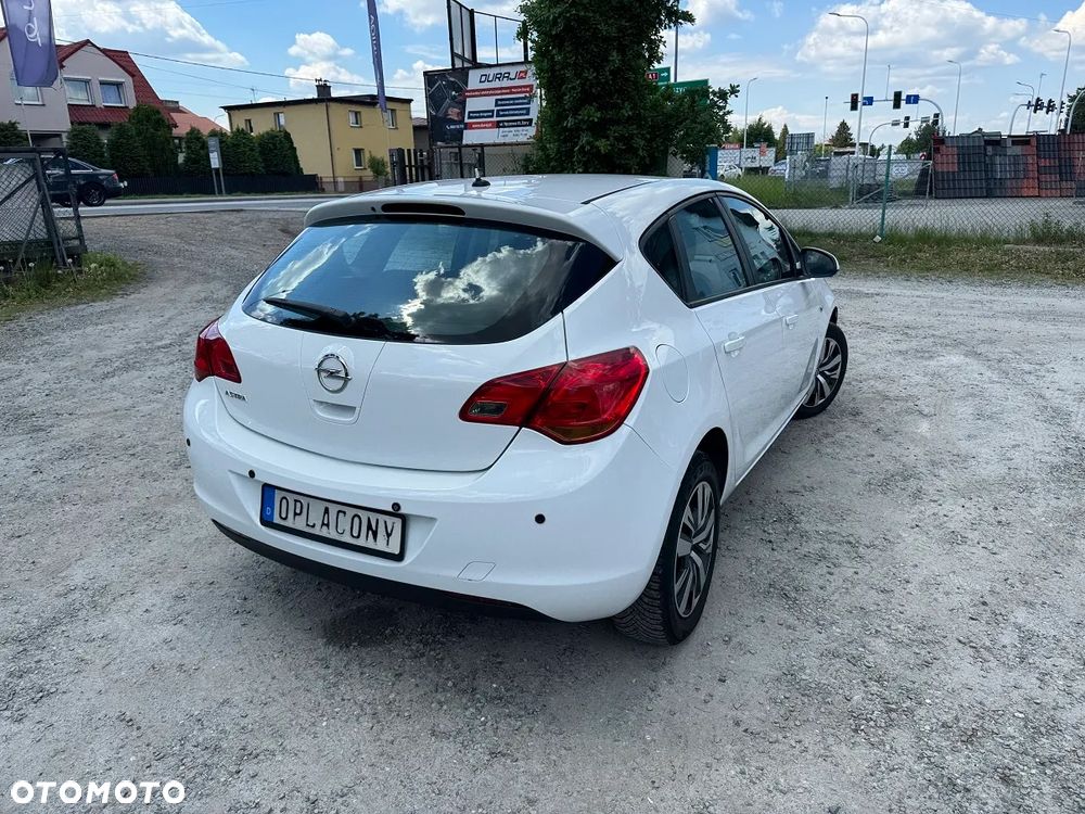Opel Astra - 8