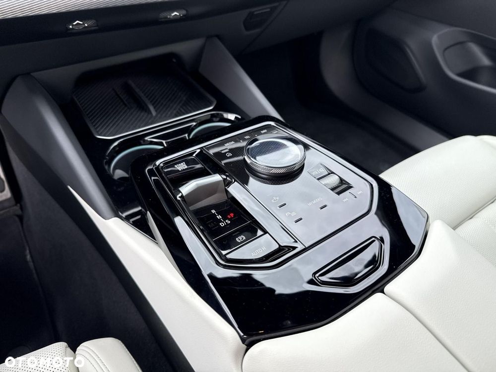 BMW Seria 5 - 16