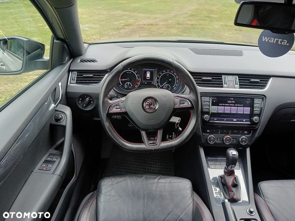 Skoda Octavia 2.0 TDI DSG RS - 14