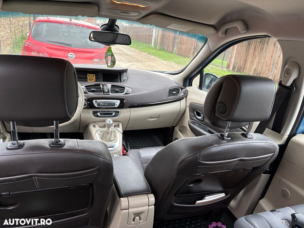Renault Scenic - 5