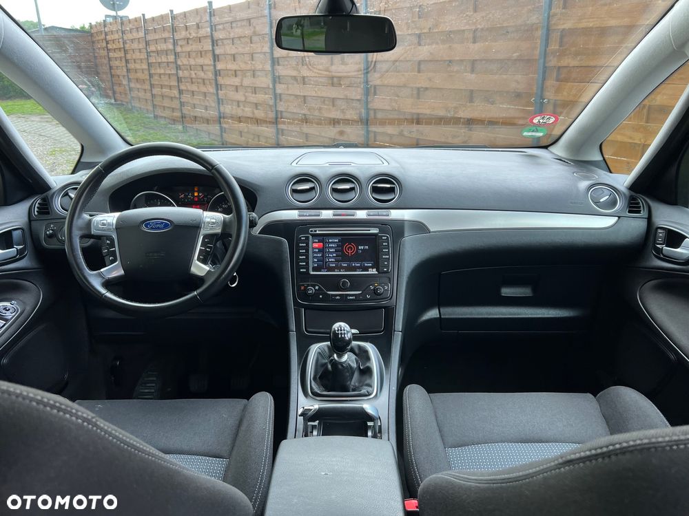 Ford S-Max 2.0 TDCi DPF Champions Edition - 16