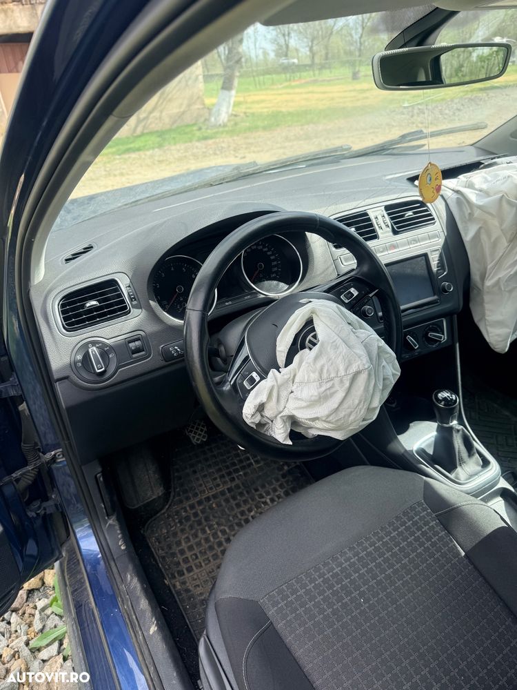 Volkswagen Polo 1.2 TSI Comfortline - 7