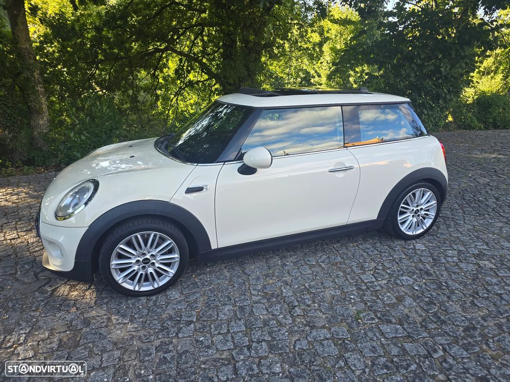 MINI 3 Portas Cooper D - 19