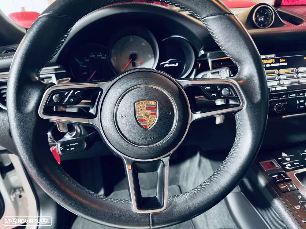 Porsche Macan S - 25