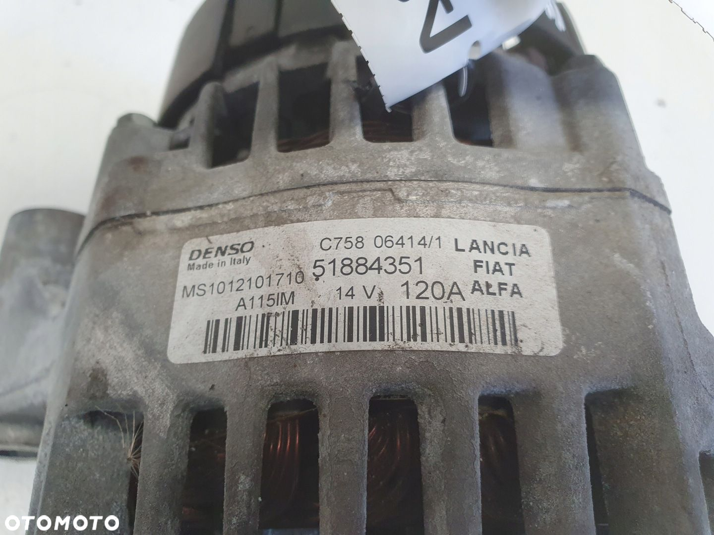 Alfa Romeo Giulietta 2.0 JTDM ALTERNATOR 51884351 denso 120A - 2