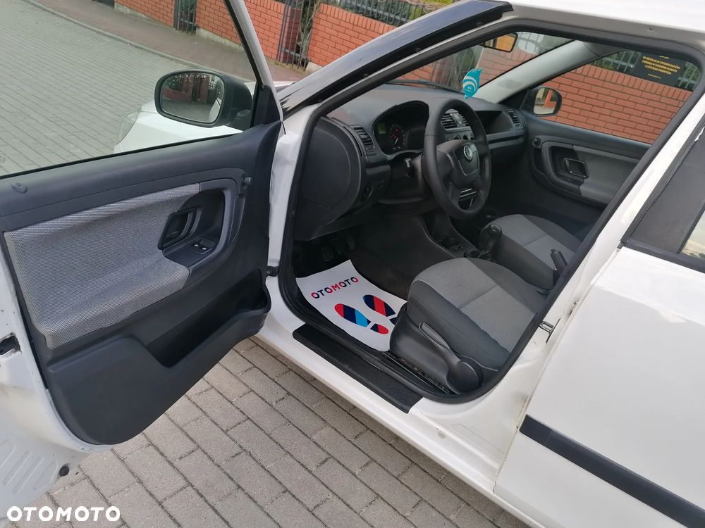 Skoda Fabia - 12