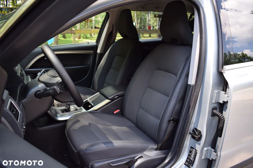 Volvo XC 70 DRIVe Momentum - 18