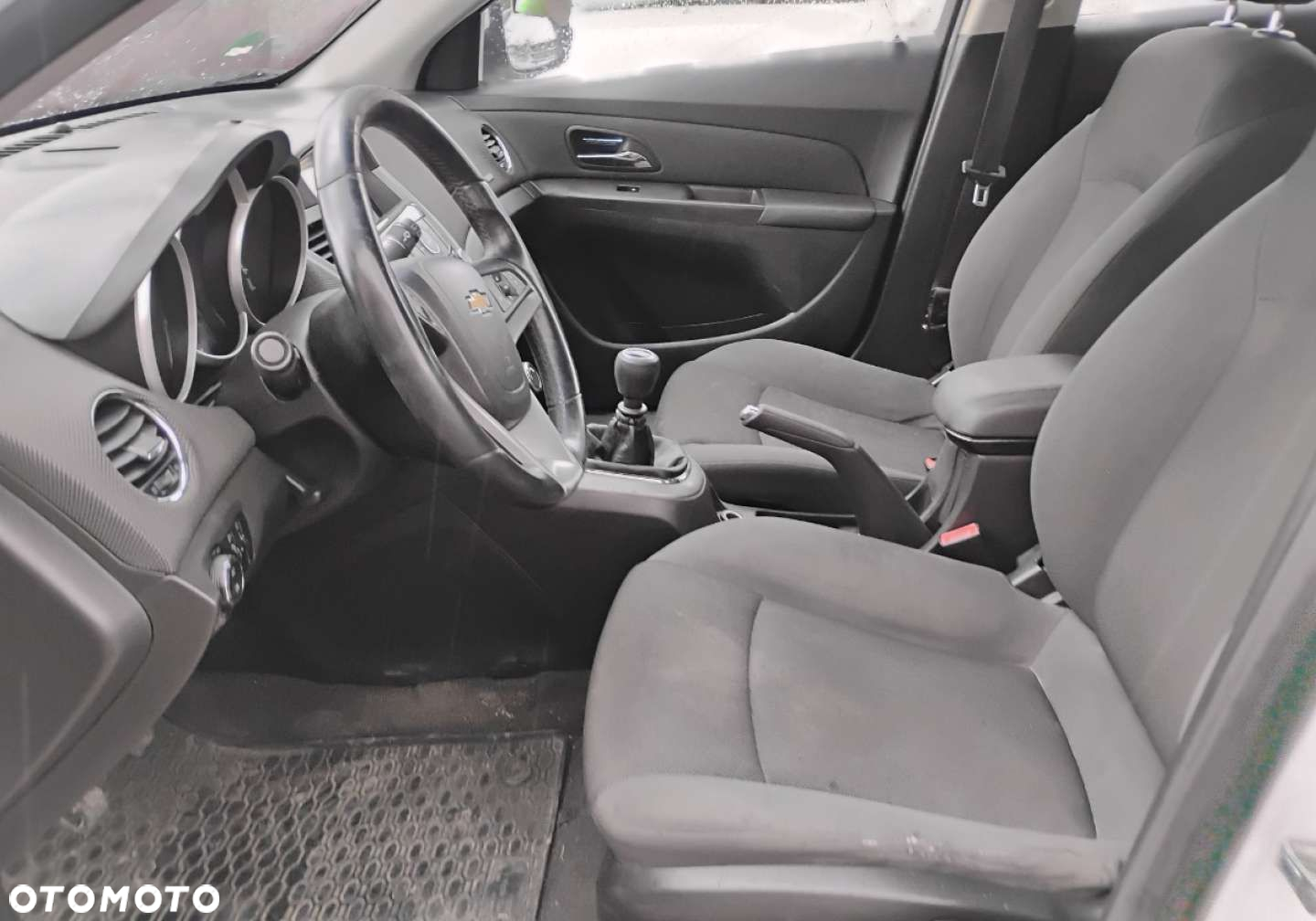 Chevrolet Cruze - 8