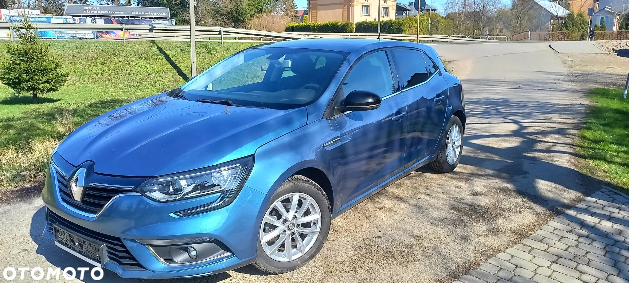 Renault Megane 1.2 Energy TCe Bose - 1