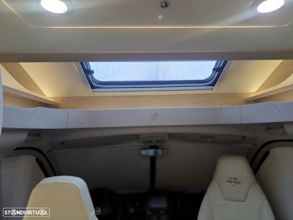 Rapido 696F Premium Edition - 51