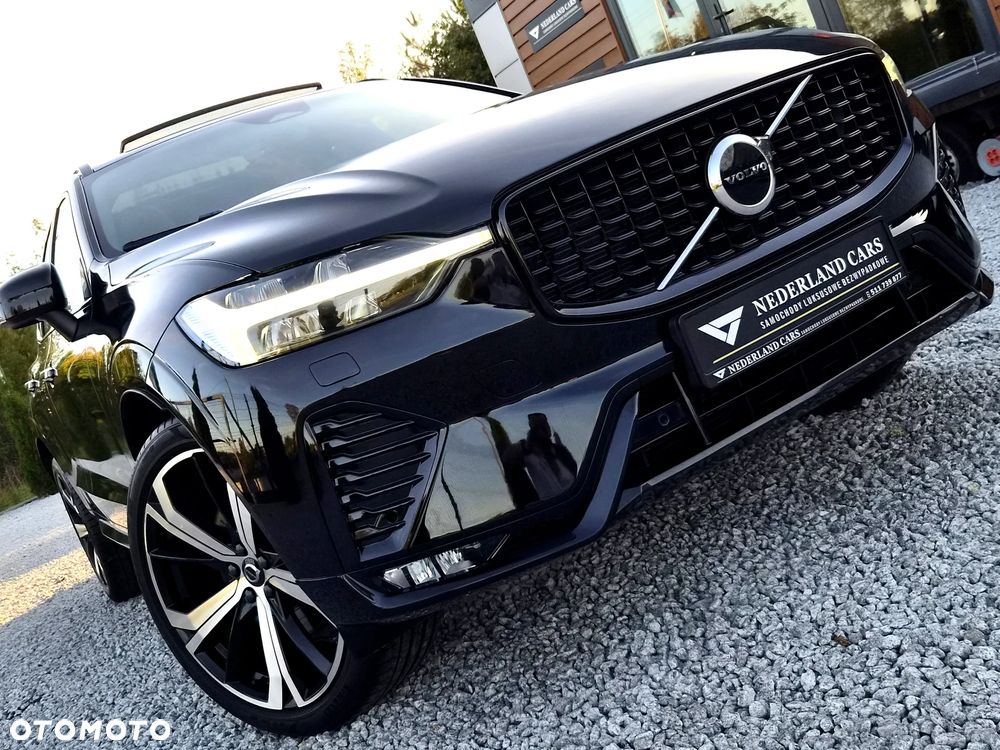 Volvo XC 60 B4 D Plus Dark - 39